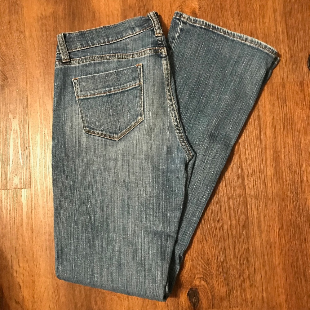 SALE Old Navy "The Sweetheart" Bootcut Jeans